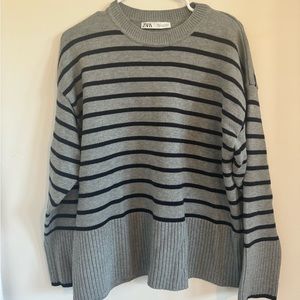 Stripe crewneck knit